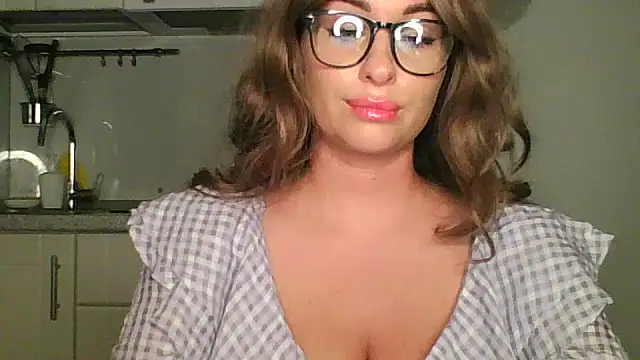 Zireliaa online show from 10-06-25, 05:43