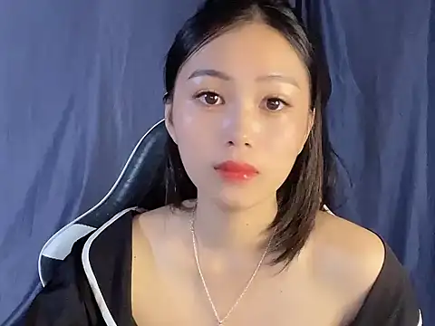 Lyly4757 online show from 09-21-25, 07:15