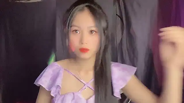 Lyly4757 online show from 09-26-25, 02:54