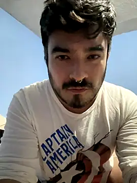 Snapshot of Leon__Dark chatting on 09-28-25, 05:24 Leon Dark online show from 09-28-25, 05:24