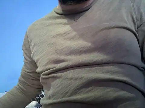 Snapshot of Leon__Dark chatting on 10-13-25, 01:11 Leon Dark online show from 10-13-25, 01:11