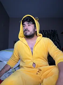 Snapshot of Leon__Dark chatting on 10-25-25, 04:53 Leon Dark online show from 10-25-25, 04:53