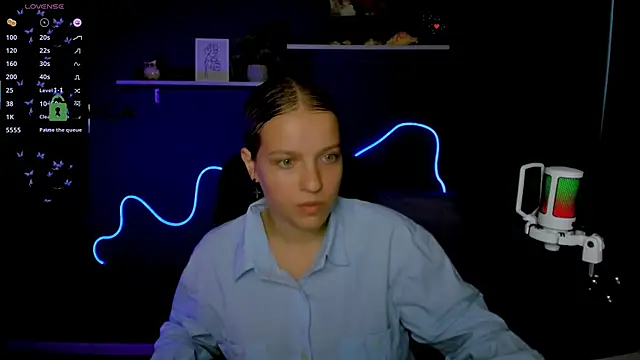 Snapshot of kaela_spell_ chatting on 10-10-25, 01:21 kaela spell online show from 10-10-25, 01:21