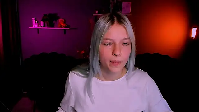 Snapshot of kaela_spell_ chatting on 10-17-25, 01:03 kaela spell online show from 10-17-25, 01:03