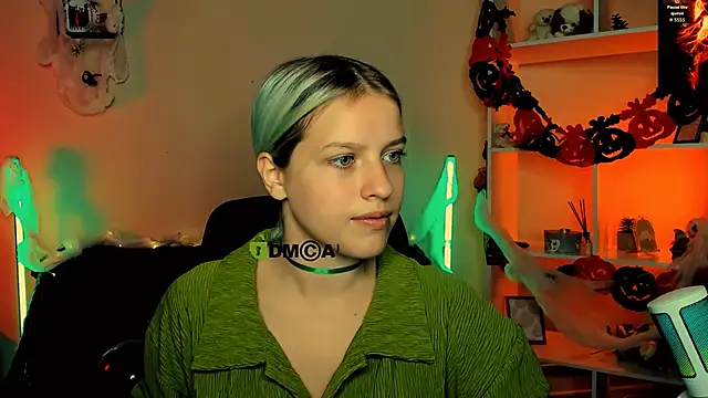 Snapshot of kaela_spell_ chatting on 10-26-25, 09:48 kaela spell online show from 10-26-25, 09:48