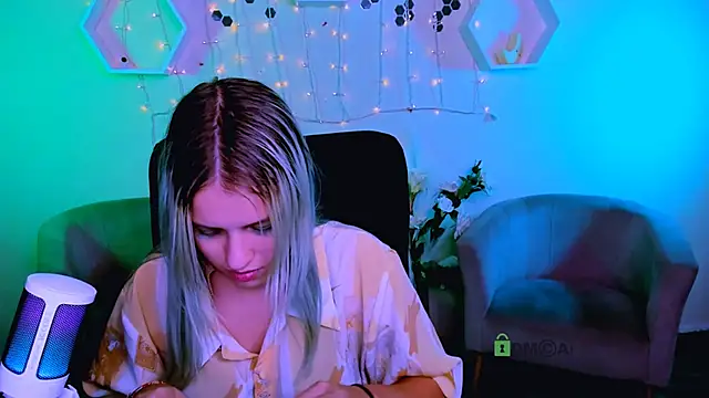 Snapshot of kaela_spell_ chatting on 11-15-25, 01:14 kaela spell online show from 11-15-25, 01:14