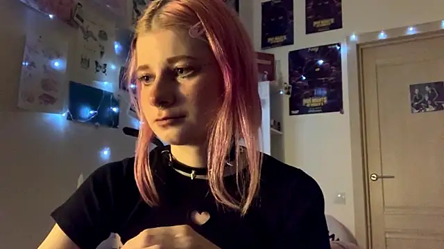 PinkVampire online show from 10-05-25, 06:06