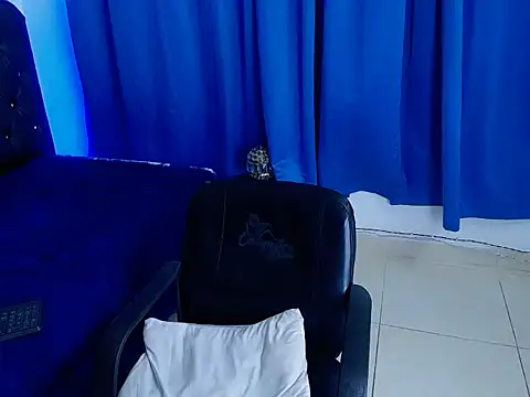 Cordelia Perlman online show from 12-14-25, 08:30