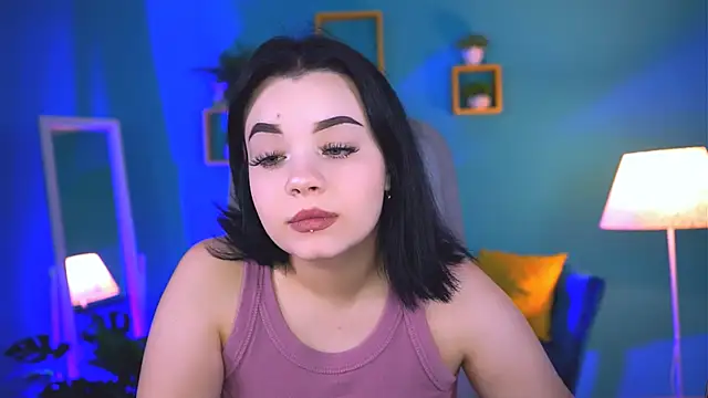 leslierowe  online show from 10-05-25, 08:29