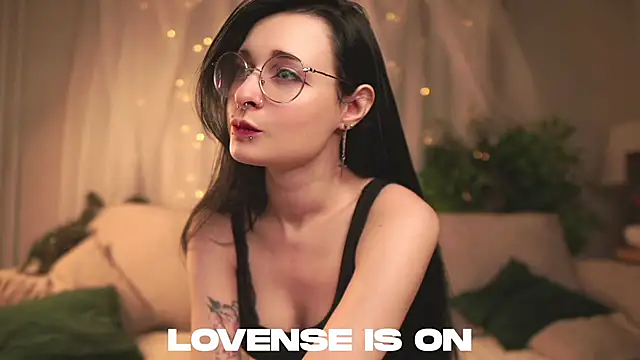 Snapshot of DarcyAspacio chatting on 02-01-26, 11:09 DarcyAspacio online show from 02-01-26, 11:09