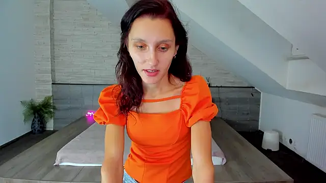 skinnystar  online show from 10-14-25, 04:24