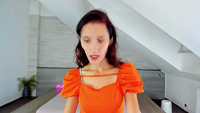 skinnystar  online show from 10-15-25, 04:12