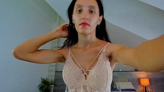 skinnystar  online show from 10-27-25, 05:11