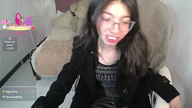 alllyson  online show from 10-08-25, 08:39