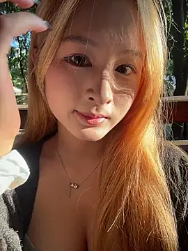 yuki june online show from 10-27-25, 09:13