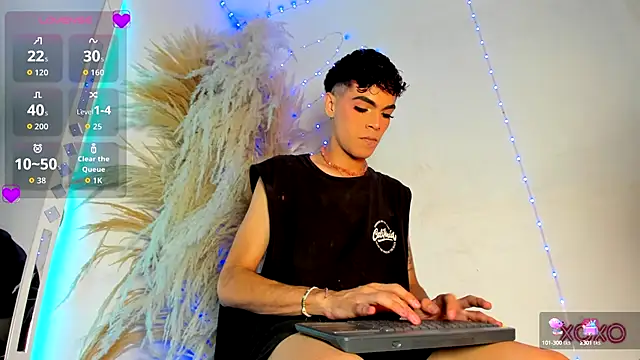 Juan twinks online show from 10-06-25, 08:28
