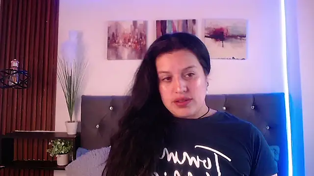 Andrea secret  online show from 11-12-25, 02:39