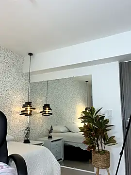 EMILIIA RICHTER   online show from 09-29-25, 07:08