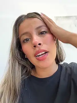 EMILIIA RICHTER   online show from 10-25-25, 07:08