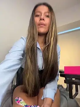 EMILIIA RICHTER   online show from 03-21-26, 07:50