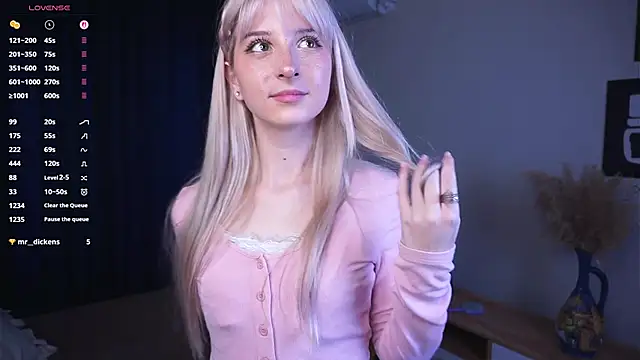 FridaAaberg online show from 09-24-25, 07:12