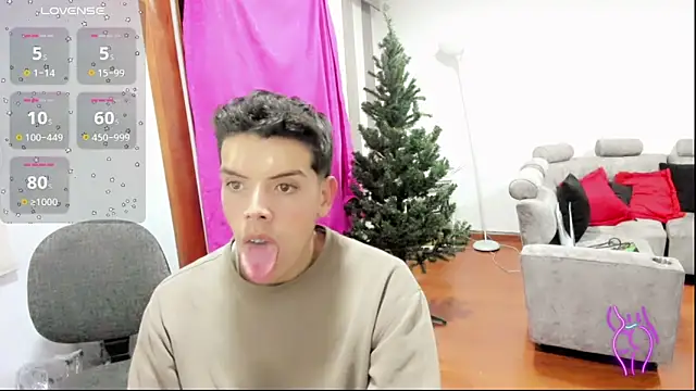 Snapshot of mattebret11 chatting on 11-08-25, 04:12 mattebret11 online show from 11-08-25, 04:12