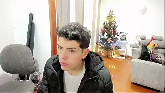 Snapshot of mattebret11 chatting on 11-13-25, 09:41 mattebret11 online show from 11-13-25, 09:41