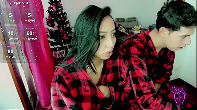 Snapshot of mattebret11 chatting on 11-18-25, 11:03 mattebret11 online show from 11-18-25, 11:03