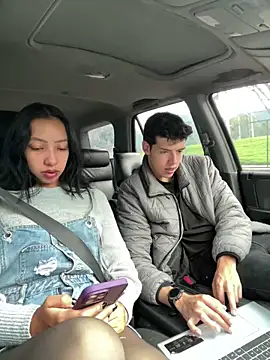 Snapshot of mattebret11 chatting on 11-24-25, 03:23 mattebret11 online show from 11-24-25, 03:23