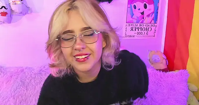 NekoWaifu online show from 10-20-25, 01:00