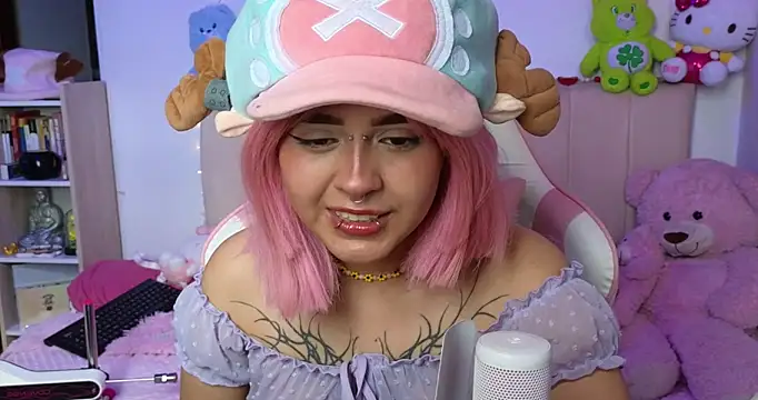 Snapshot of NekoWaifu chatting on 02-21-26, 01:56 NekoWaifu online show from 02-21-26, 01:56