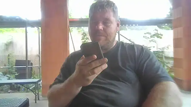Snapshot of fetter_Daddy_Berlin chatting on 09-18-25, 10:50 fetter Daddy Berlin online show from 09-18-25, 10:50