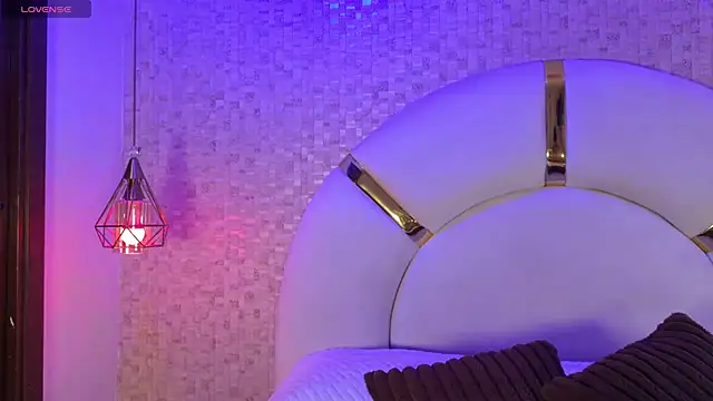 paulina cano online show from 10-14-25, 07:25