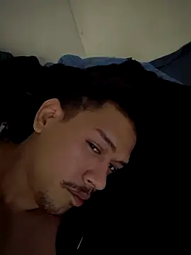 Snapshot of maicon9339 chatting on 11-16-25, 08:25 maicon9339 online show from 11-16-25, 08:25