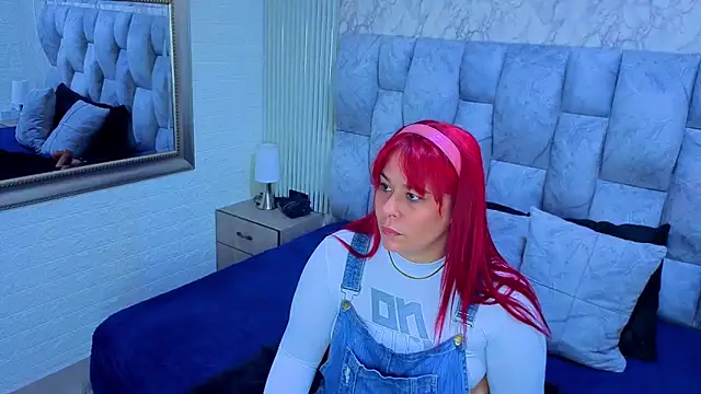 sofiagutierrez   online show from 12-17-25, 04:29