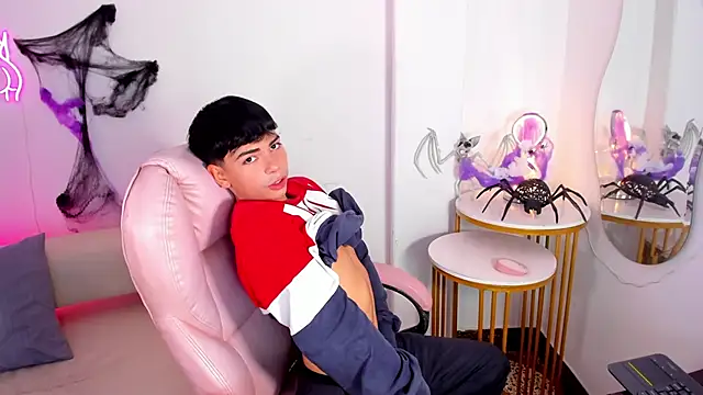 Peter chase online show from 10-18-25, 06:30