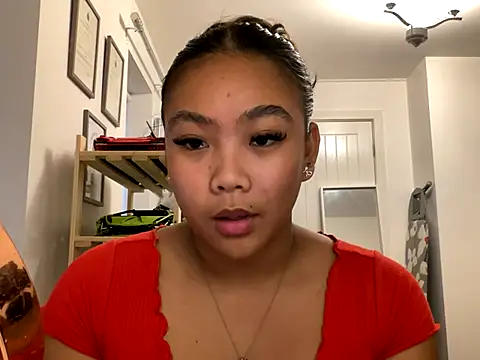 MissCherryyxox online show from 10-03-25, 04:26