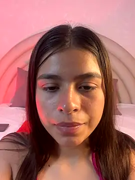 MaiaWest online show from 09-18-25, 05:26