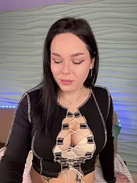 EvaNude- online show from 11-11-25, 10:21