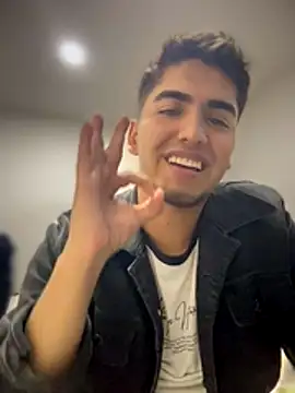 tomy hot20 online show from 11-09-25, 02:43