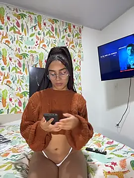 aurora 2007 online show from 10-24-25, 01:03