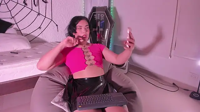 BlaerShadow  online show from 10-27-25, 04:27