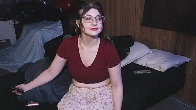 kimwoods25 online show from 09-18-25, 05:09
