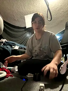 kimwoods25 online show from 10-02-25, 02:18