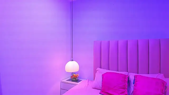 Amy Ferreira online show from 10-17-25, 03:20