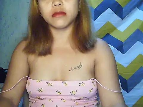 Snapshot of AsianKelly69 chatting on 11-18-25, 03:27 AsianKelly69 online show from 11-18-25, 03:27