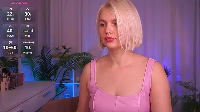 Amelia Wells online show from 10-20-25, 05:19