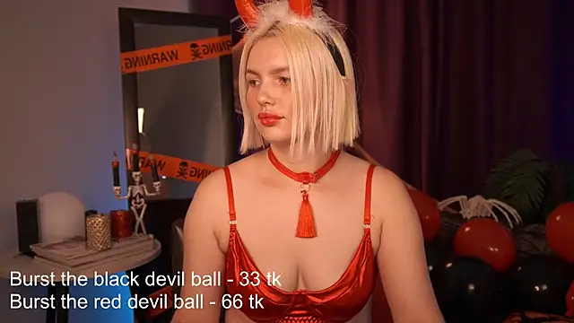 Amelia Wells online show from 10-30-25, 05:42