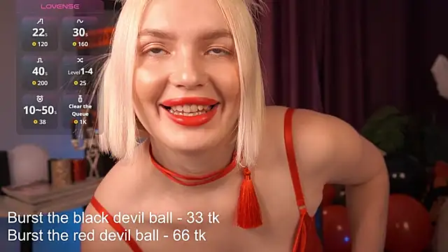 Amelia Wells online show from 10-31-25, 05:08