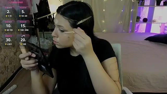 LoNik Tvvins online show from 11-19-25, 11:54